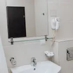& * Rakhiv