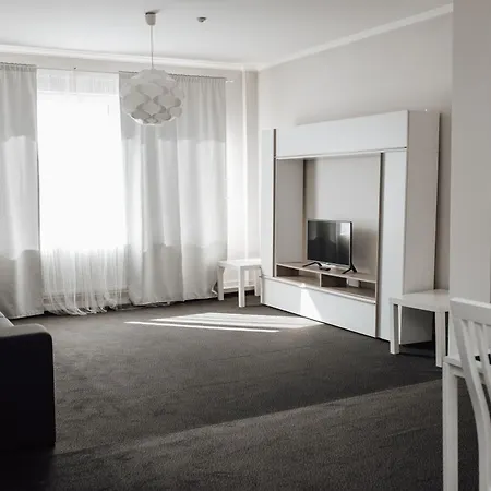 & Hotel Rakhiv