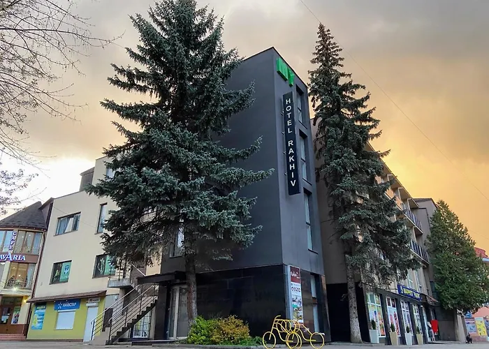 Hotel&apartments Rachiv
