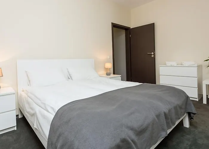 Hotel&apartments