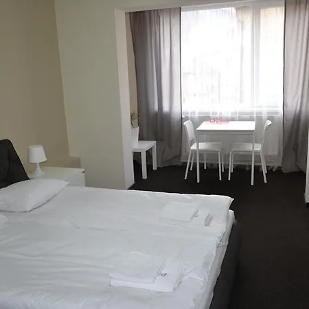Hotel & Rakhiv