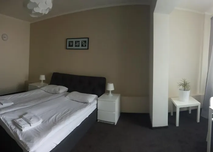 & Hotel *