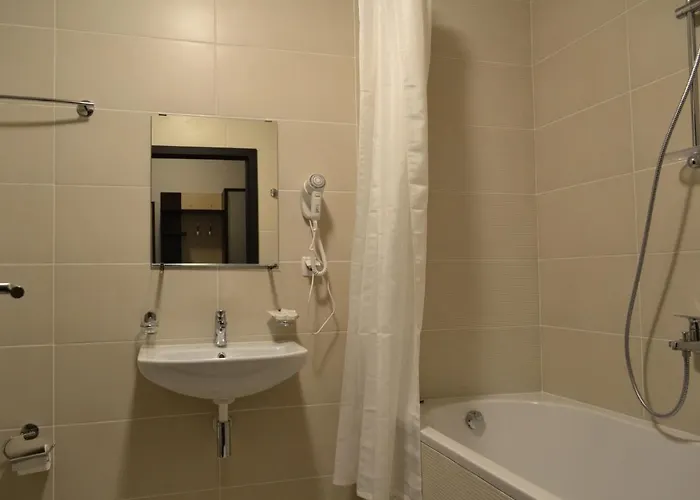 Hotel & *